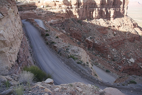 Moki Dugway - ab geht's Moki Dugway - ab geht's