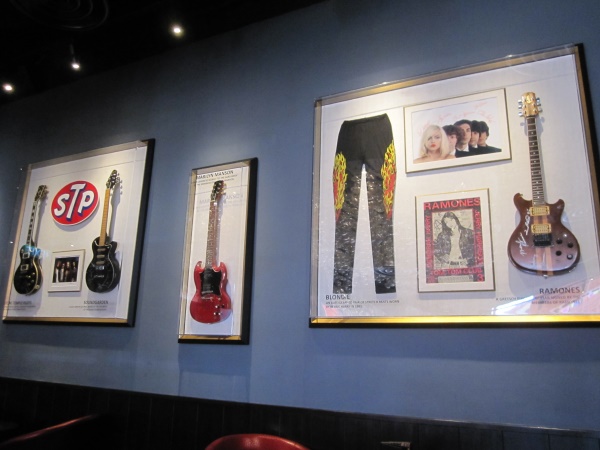 Hard Rock Cafe Sentosa 