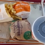 26.6.2023<br />Crispy Chicken und Double Whopper Menu bei Burger King im Alicante Airport Terminal<br />