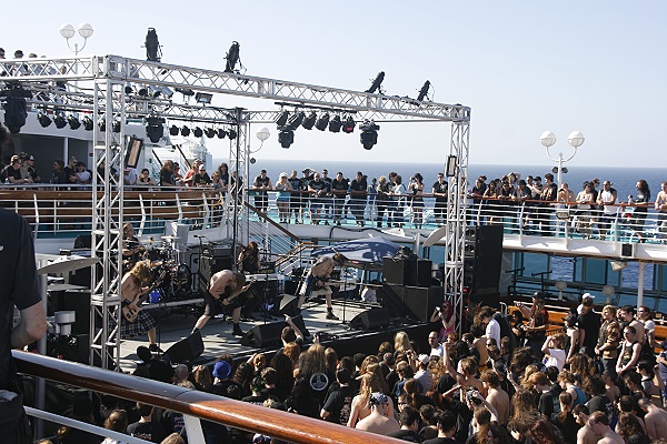 Majesty of the Seas - Pool Stage