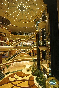 Majesty of the Seas - Atrium