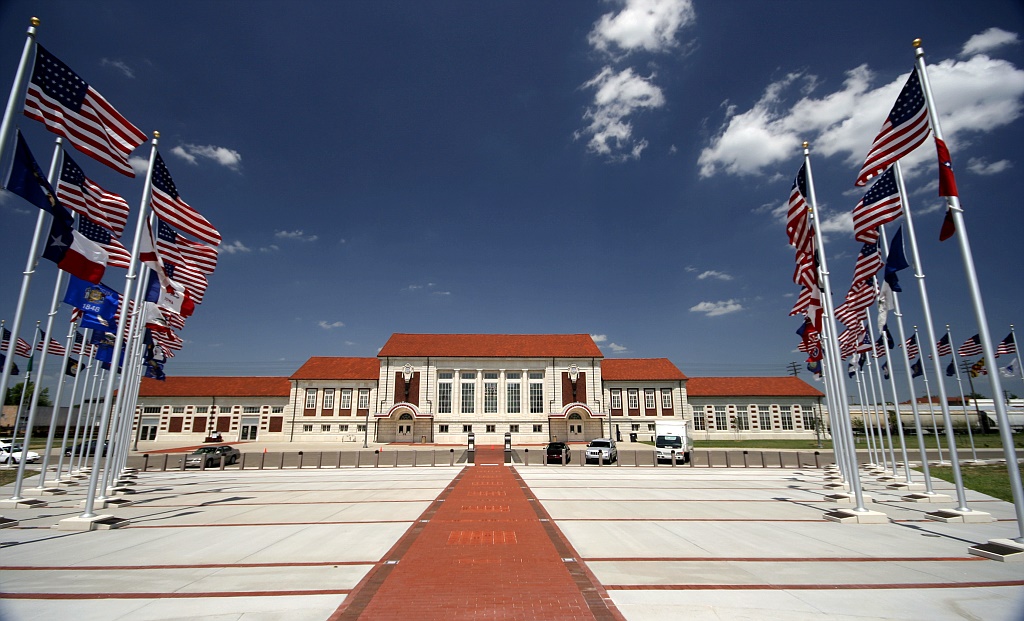 Great Overland Station, Topeka