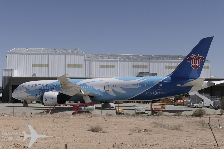 China Southern Airlines - Boeing 787-9 Dreamliner - B-20EP
