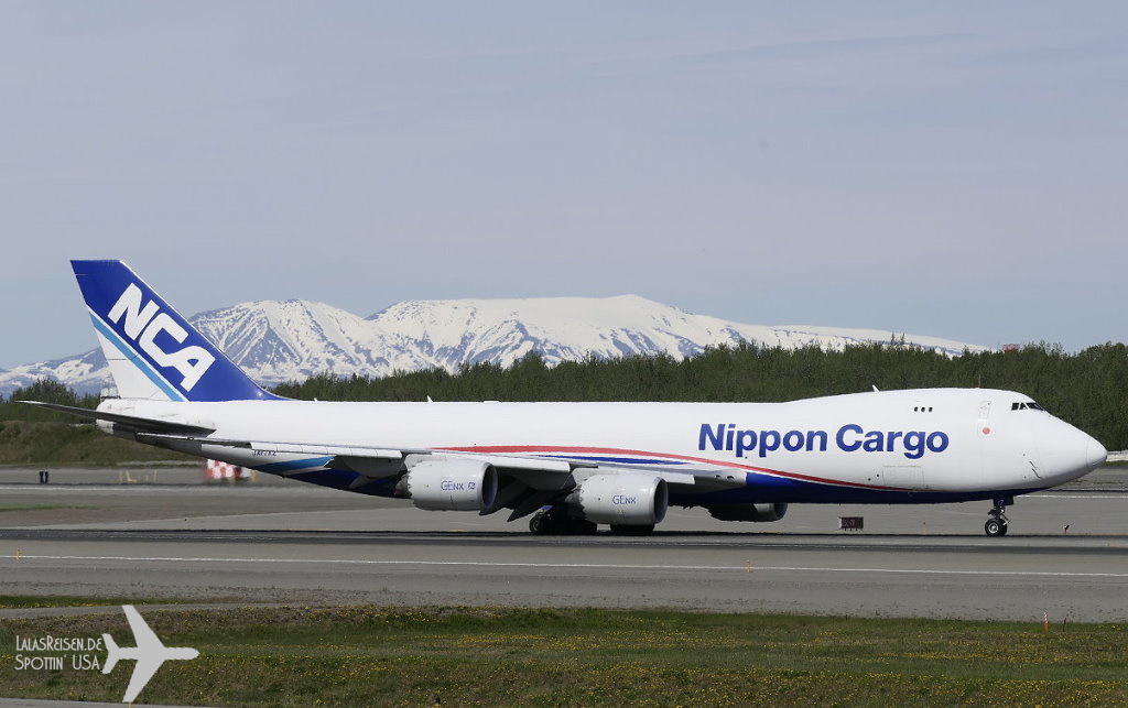Nippon Cargo Airlines - Boeing 747-8KZF - JA17KZ