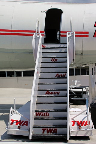 TWA Hotel New York JFK - Connie N8083H TWA Hotel New York JFK - Connie N8083H