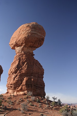 Balanced Rock - Arches Park
