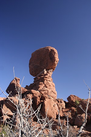 Balanced Rock - Arches Park