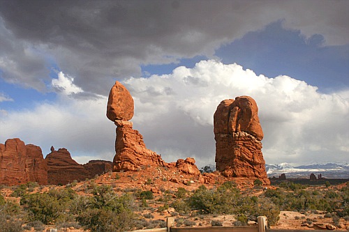 Balanced Rock - Arches Park