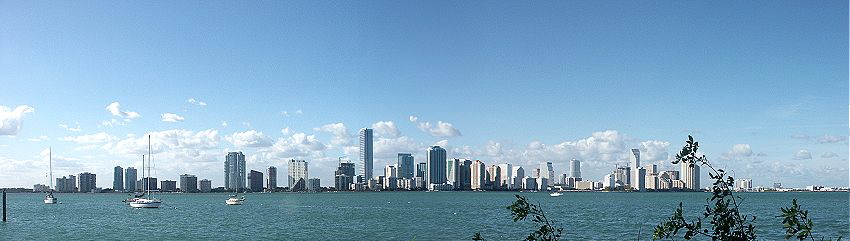 Blick vom Rusty Pelican auf Miami November 2004