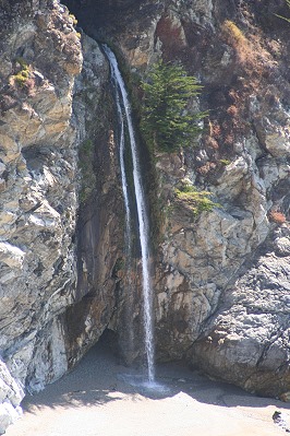 Julia Pfeiffer Burns State Park - McWay Falls