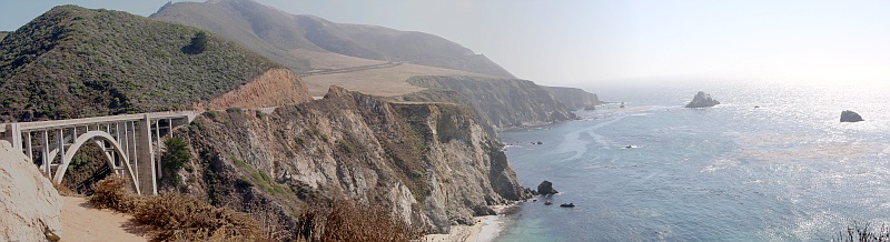 Blick auf die Bixby Creek Bridge
