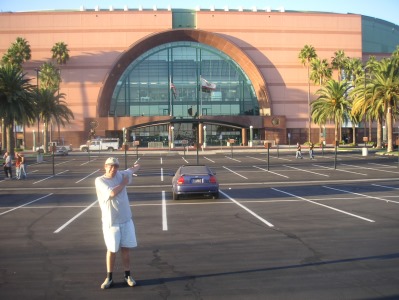 Rdiger vor dem Anaheim Pond