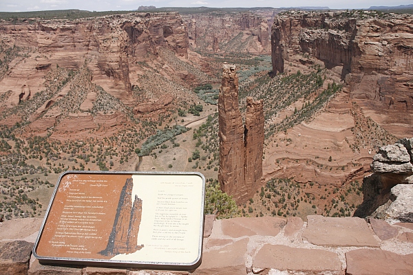 Canyon de Chelly - Spider Rock Canyon de Chelly - Spider Rock