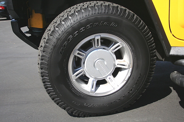 Hummer H 2