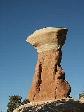 Devil's Garden - Hole-in-the-Rock-Road