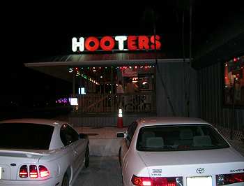 Hooters Fort Myers