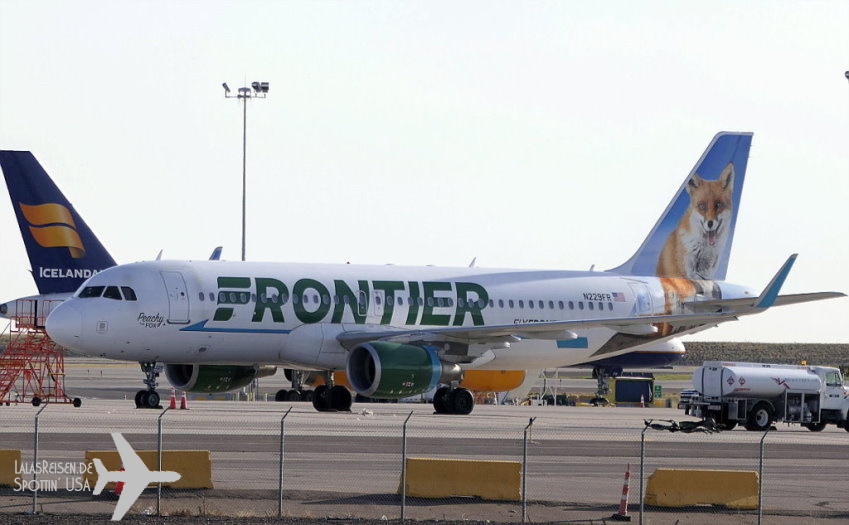 Frontier Airlines - Airbus A320-214 (WL) - N229FR "Peachy the Fox"
