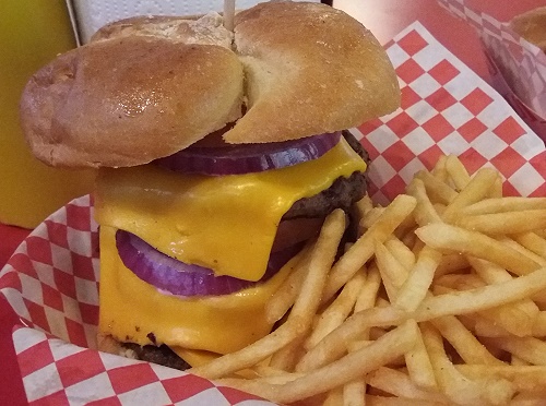 im Heart Attack Grill - ein Triple Burger