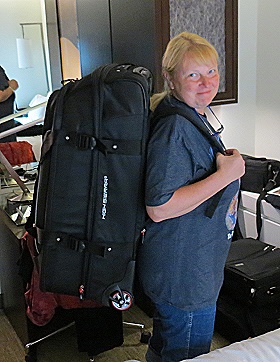 Uli testet die neue Reisetasche Uli testet die neue Reisetasche