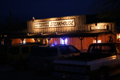 Cottonwood Steakhouse Bluff