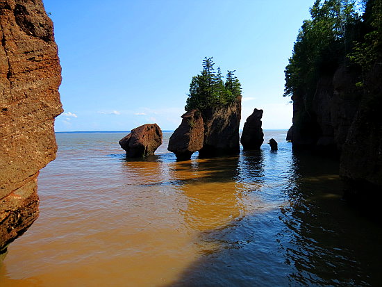 Hopewell Rocks - Flower Pot Rocks