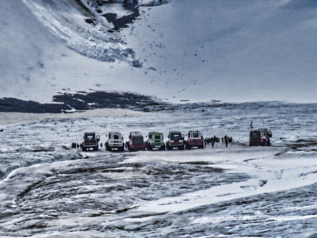 Zum Columbia Icefield kann man per Bus gefahren werden