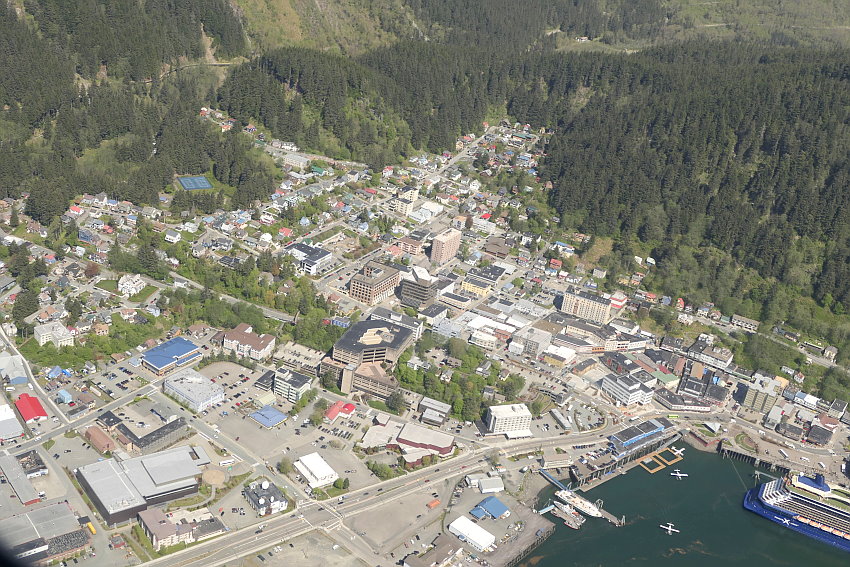 juneau03.jpg