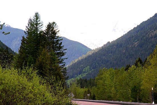 die Landschaft sanft behügelt die Landschaft sanft behügelt
