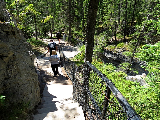 Maligne Canyon