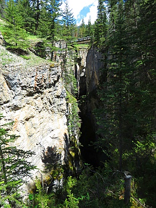 Maligne Canyon