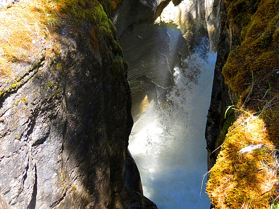 Maligne Canyon