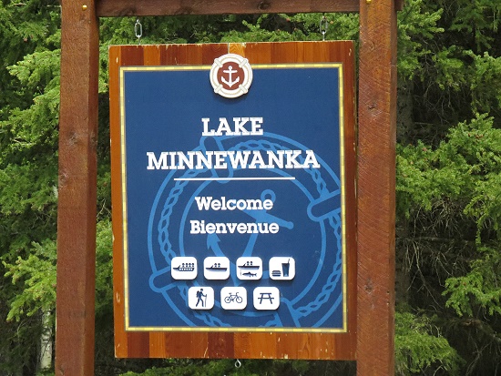 Lake Minnewanka
