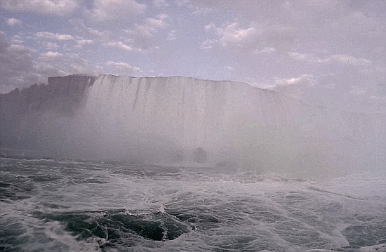 Niagara Falls - Maid of the Mist