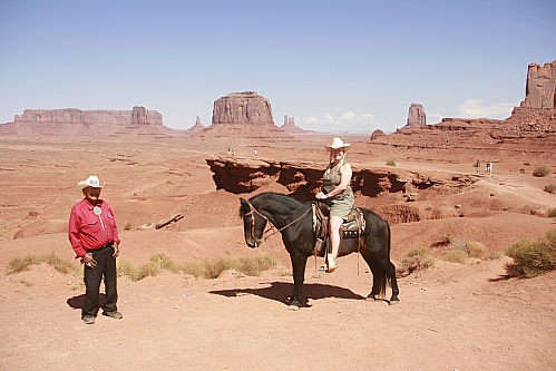 Da will man doch sicher gleich Cowboy und Indianer spielen Da will man doch sicher gleich Cowboy und Indianer spielen