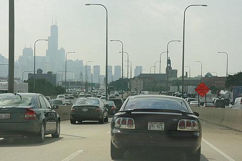 Stau mit Blick auf Downtown Chicago