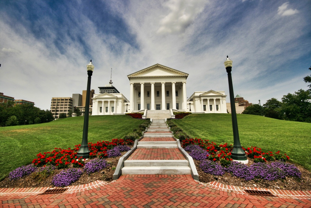 State Capitol Richmond Virginia  - mit Flachdach