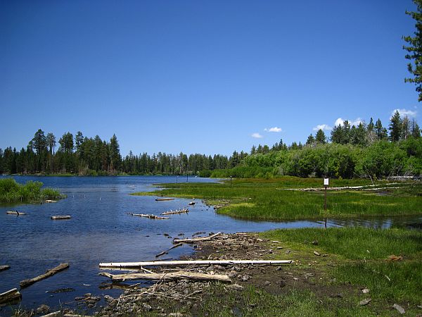 Manzanita Lake Manzanita Lake