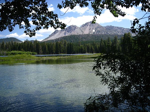 Manzanita Lake Manzanita Lake