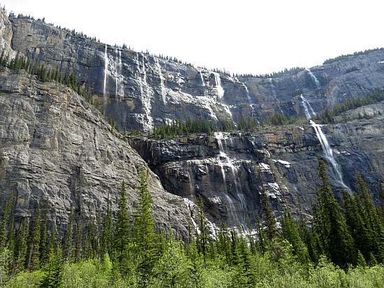Icefield Parkway - Weeping Wall Icefield Parkway - Weeping Wall