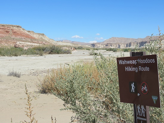 Wahweap Hoodos Hiking Route Trailhead Wahweap Hoodos Hiking Route Trailhead