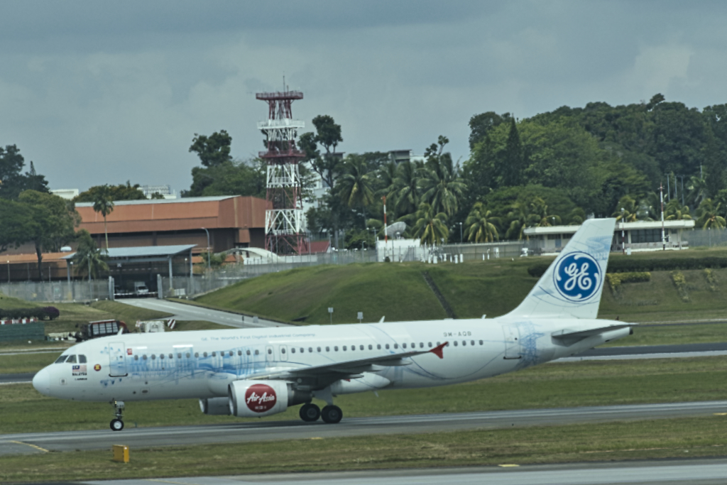 Air Asia - Airbus A320-216 - 9M-AQB "General Electric" special colours