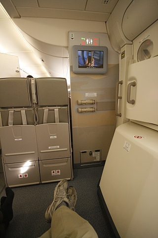 Sitzplatzabstand Reihe 80 - Emirates A 380