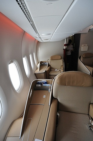 Air France A 380 Premiere - First Class