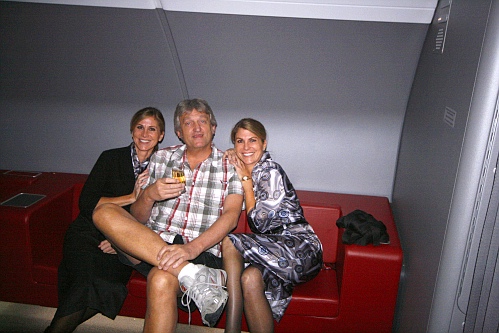 Abschiedsfoto mit Paula und Gwen Abschiedsfoto mit Paula und Gwen