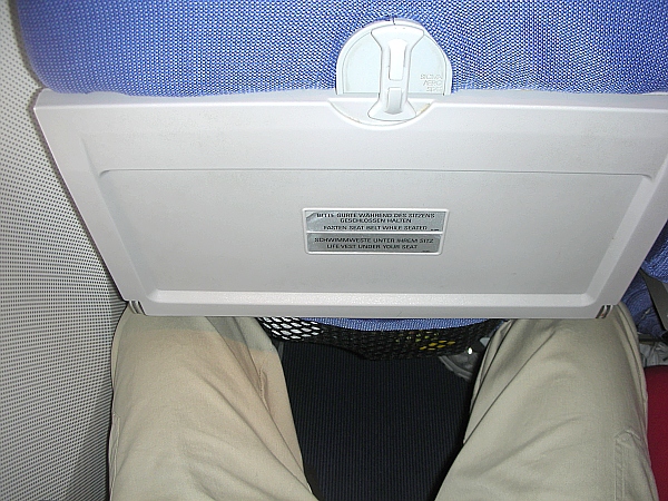 Sitzplatzabstand in einer Condor B 767