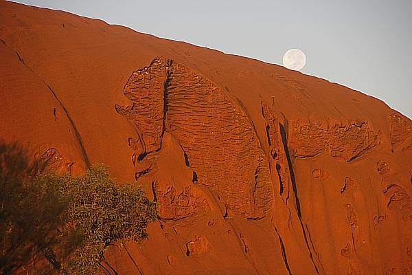 Ayers Rock Sunrise Viewing Ayers Rock Sunrise Viewing