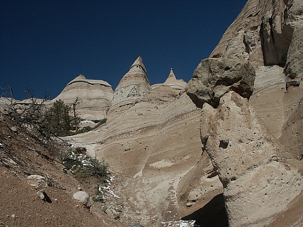 Kasha Katuwe - Tent Rocks