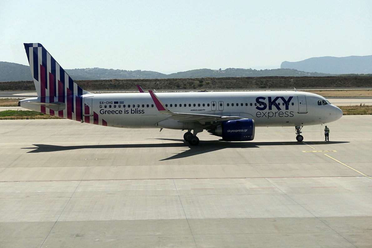 Sky Express - Airbus A320-251N - SX-CHG
