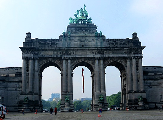 Jubelpark mit Triumphbogen Jubelpark mit Triumphbogen
