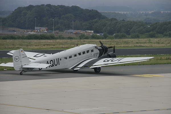 JU 52